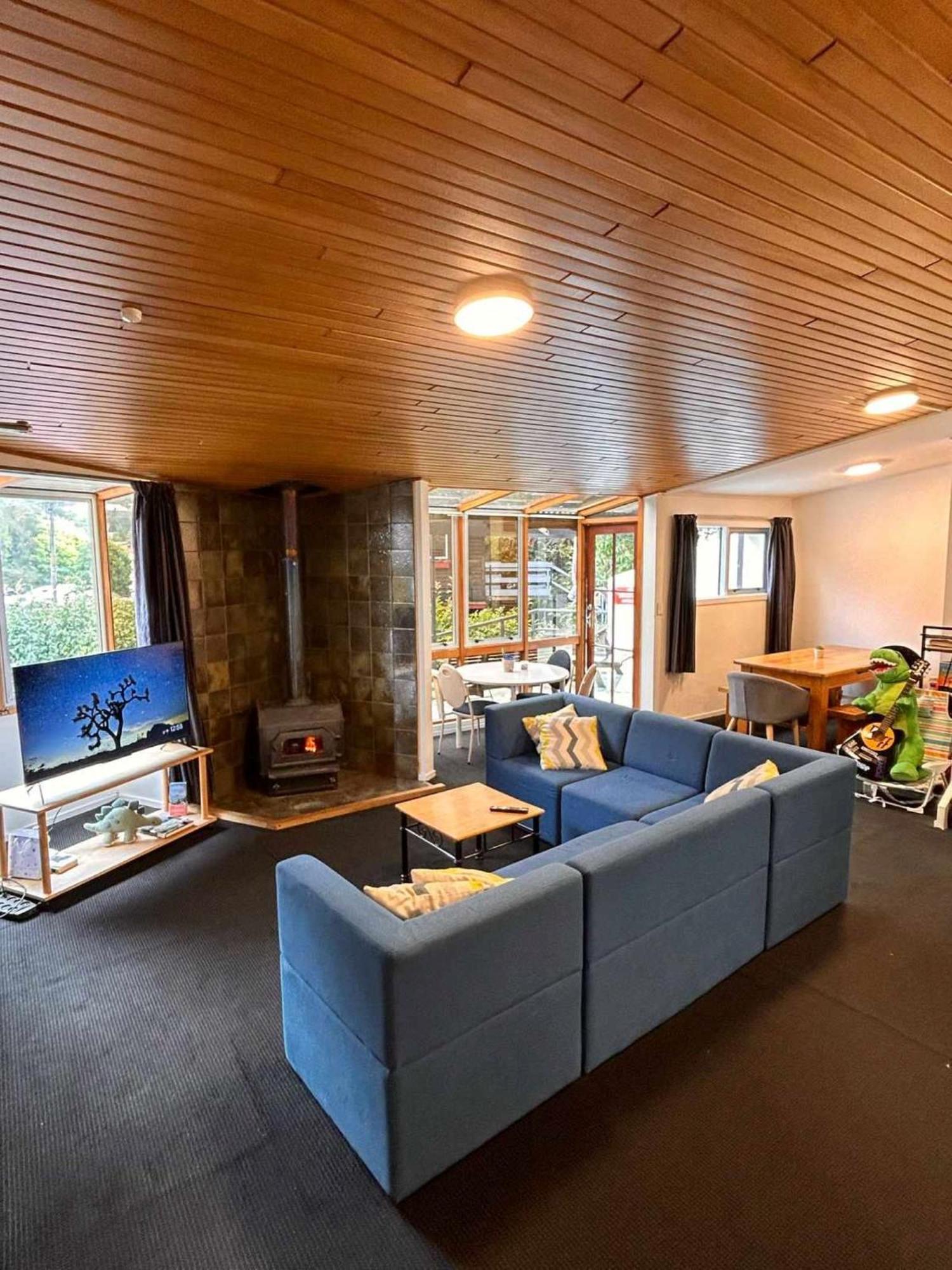 Aspen Lodge Backpackers Queenstown Extérieur photo