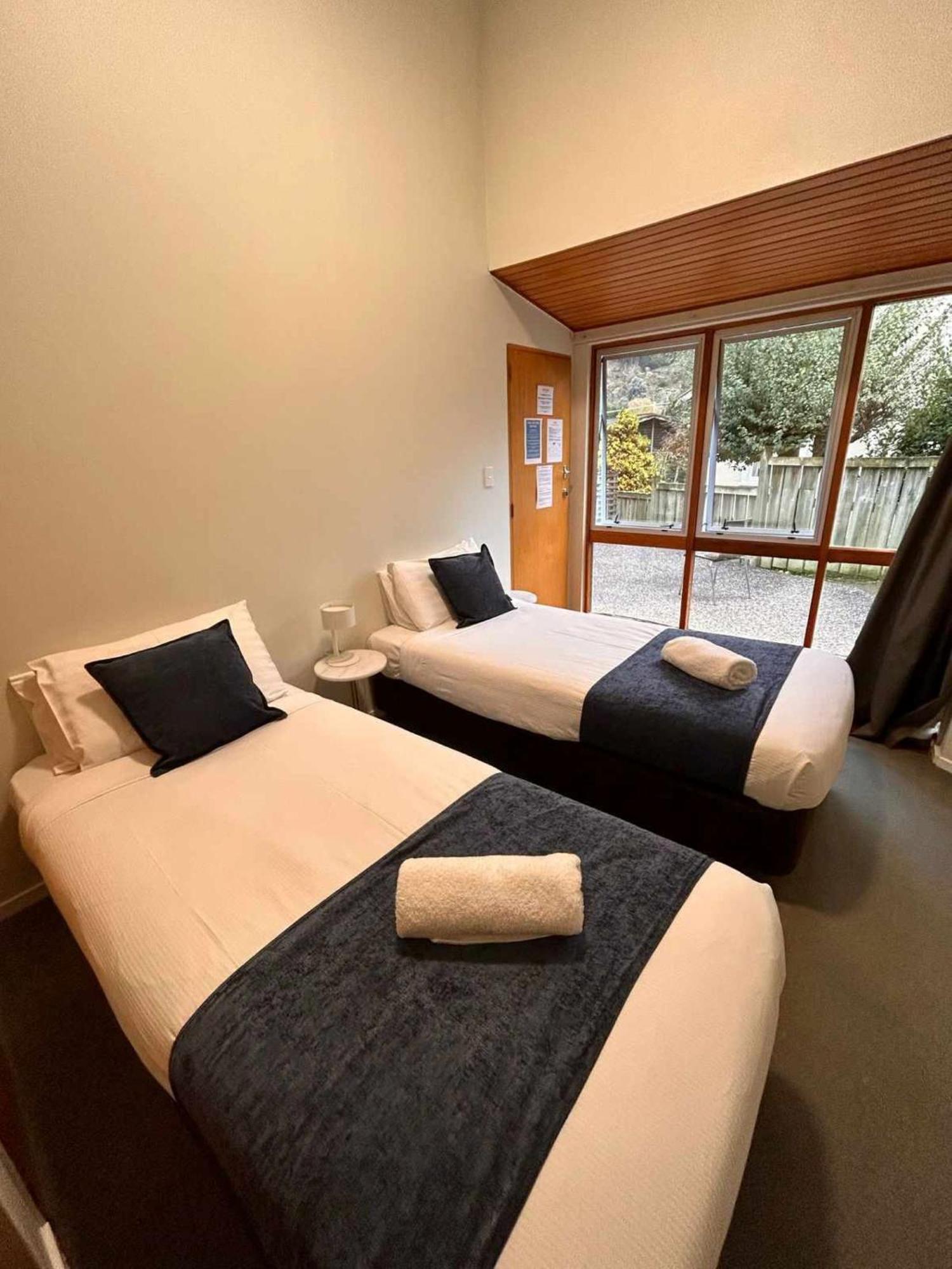 Aspen Lodge Backpackers Queenstown Extérieur photo