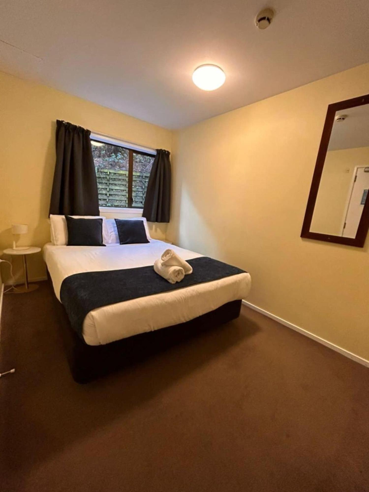 Aspen Lodge Backpackers Queenstown Extérieur photo