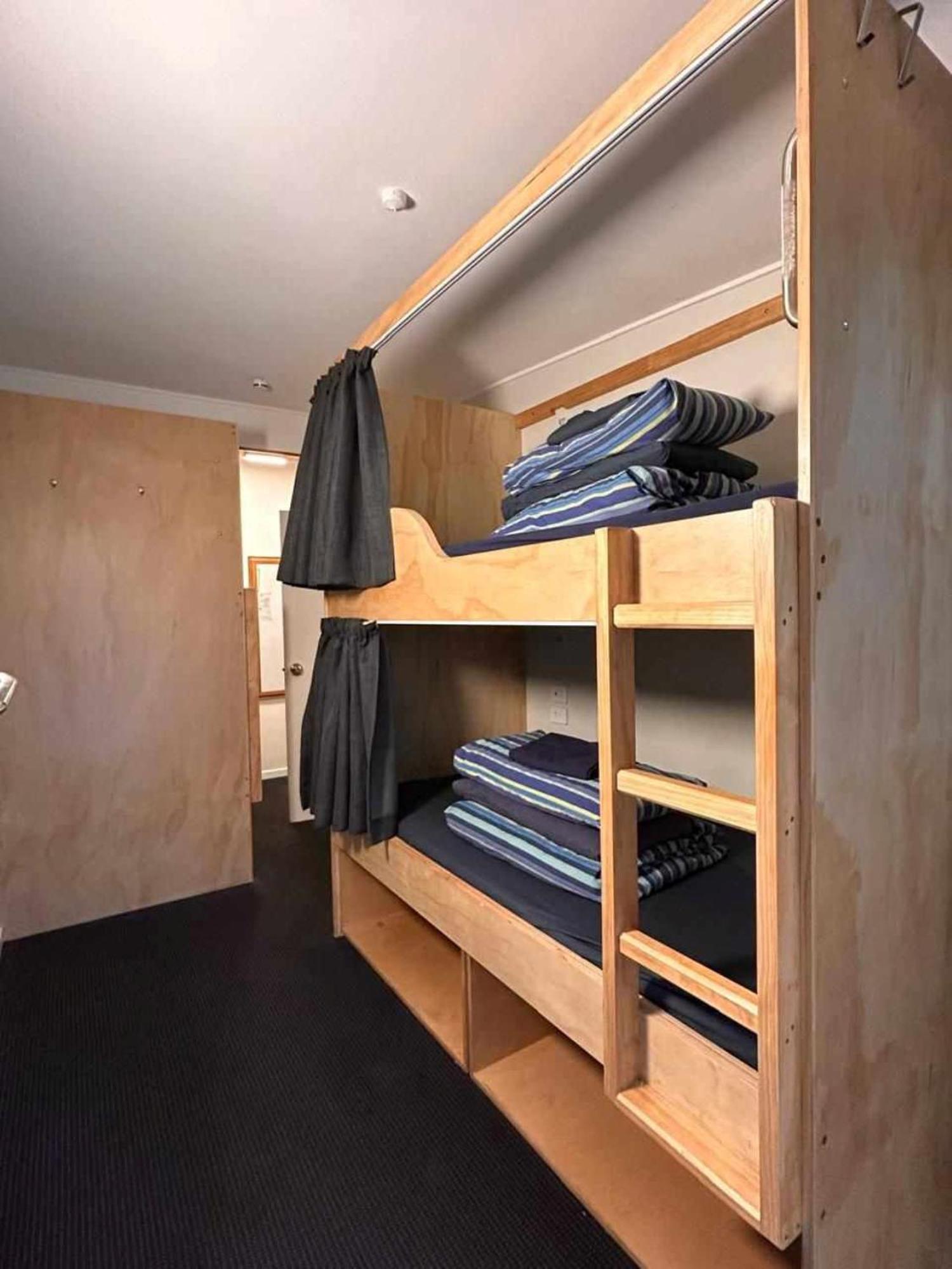 Aspen Lodge Backpackers Queenstown Extérieur photo